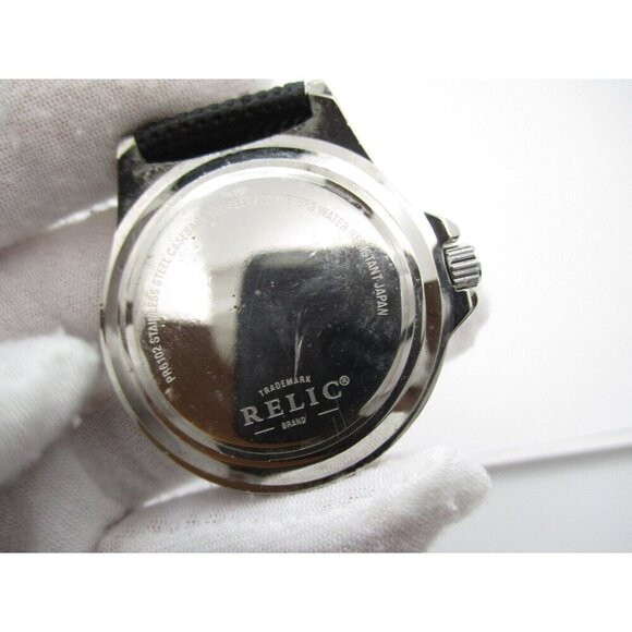Men Relic Quartz WR Analog 38mm Round Belt Key Chain Watch (H281) "New Battery" - Picture 3 of 4